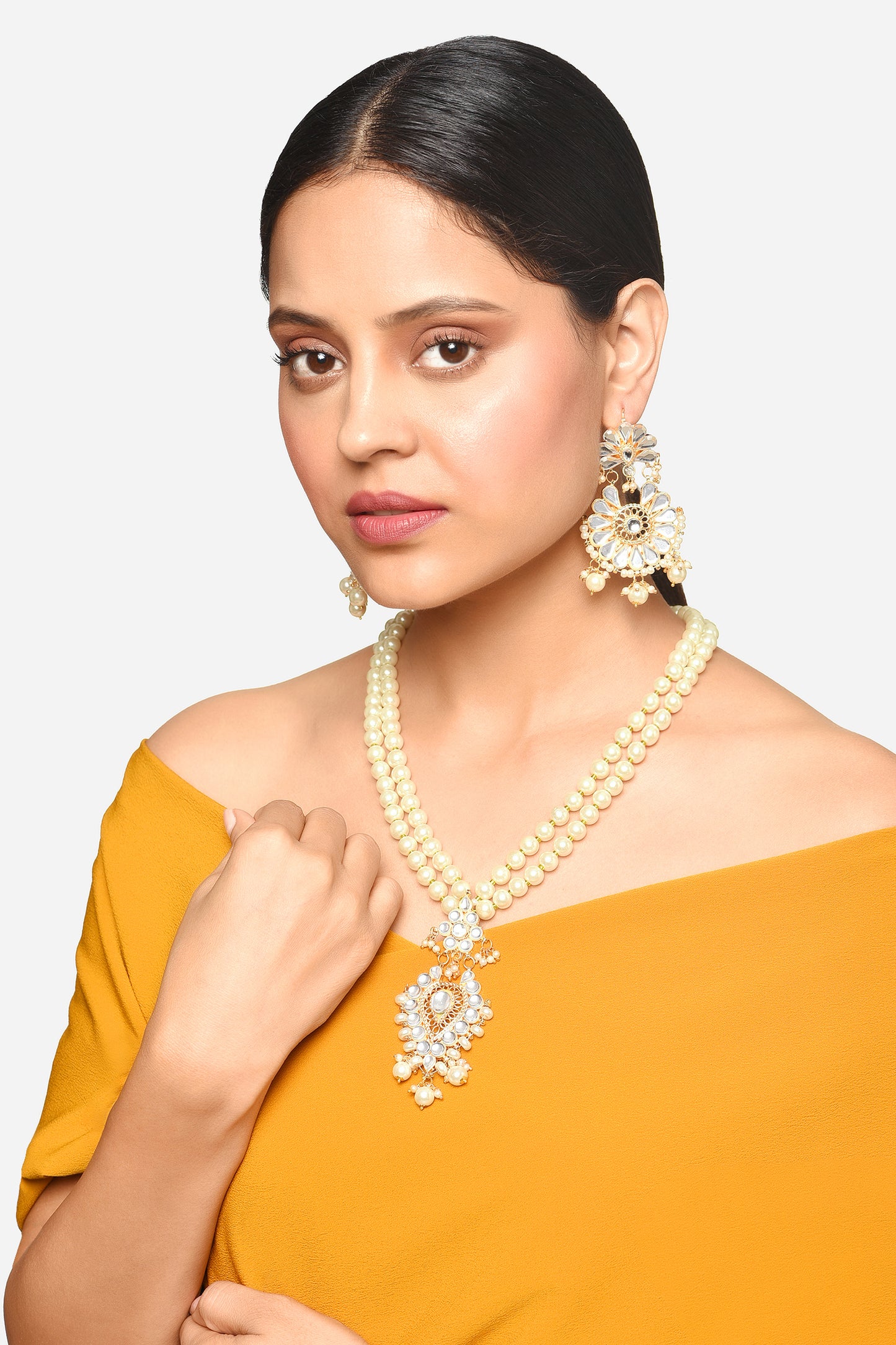 Vintage Embellished Pendant Necklace Jewellery Set